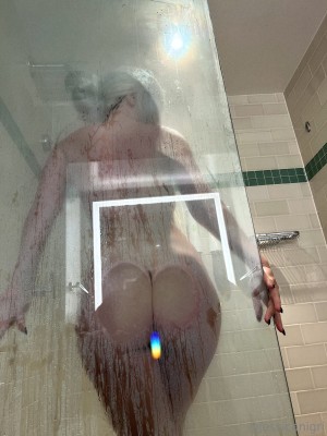 Jessica Nigri Nude OnlyFans Photos #44