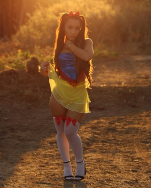 Alahnaly Nude Photos #9