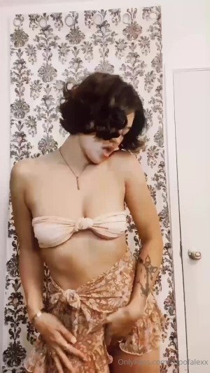 Cupofalexx Nude OnlyFans Video #5