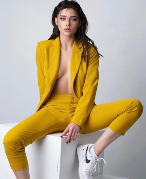 Milana Vino Nude OnlyFans Photos #3
