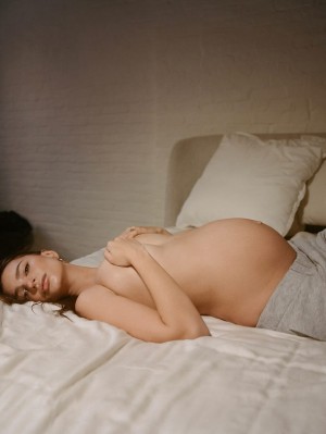 Emily Ratajkowski Nude Leaks OnlyFans Photos #25