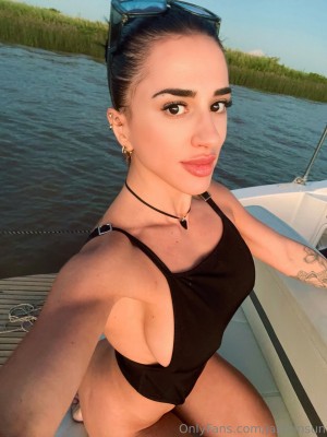 Lolaleyy iamlolaley pranaysexOF Nude Leaks OnlyFans Photos #4
