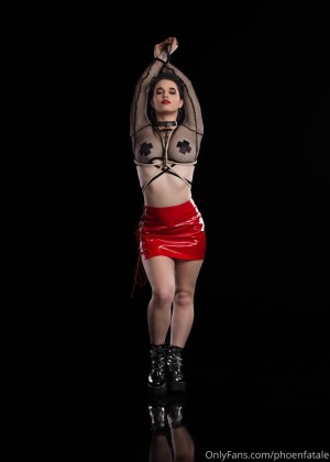 Phoenfatale Vampiriczlut Nude Leaks OnlyFans Photos #3
