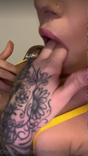 itsdanielaandrea Daniela Andrea Nude Leaks OnlyFans Photos #5