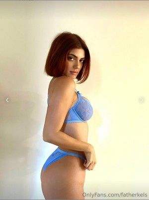 Kelsey Calemine fatherkels Nude OnlyFans Photos #9